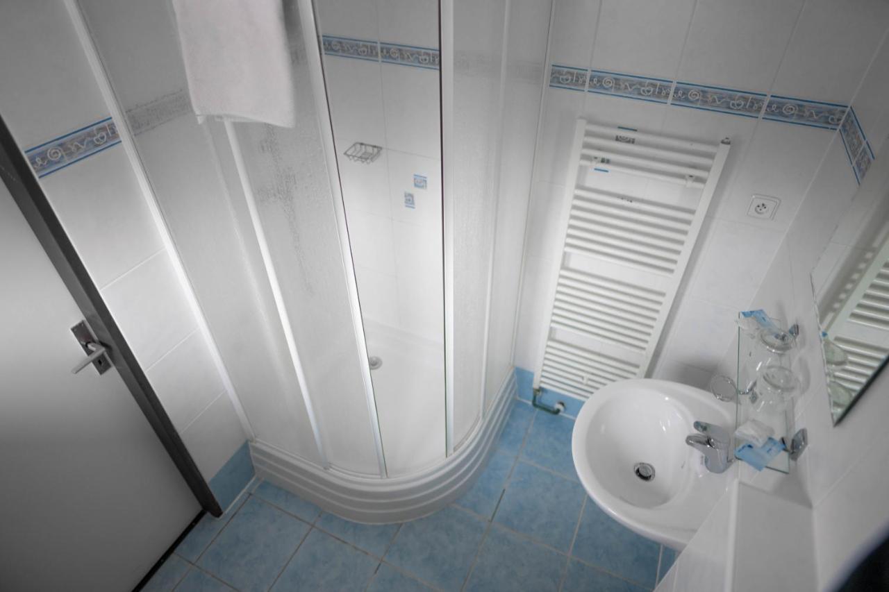 Hotel Atlas Pec pod Sněžkou Eksteriør bilde